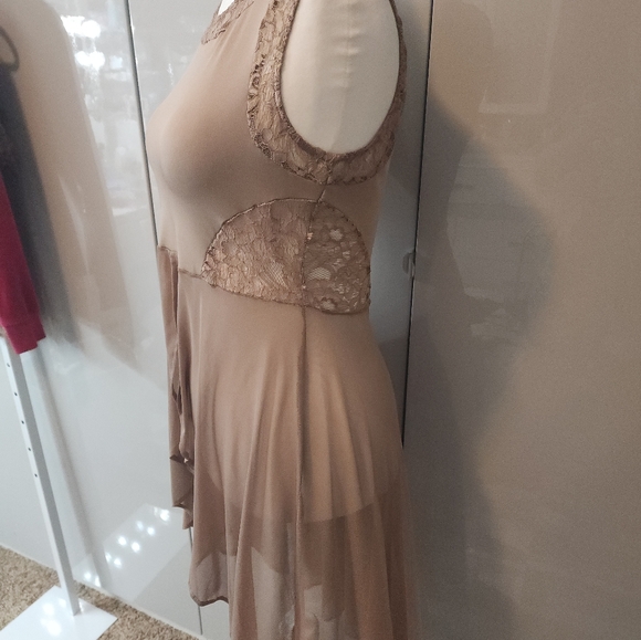 Flowy chiffon top - Picture 2 of 3